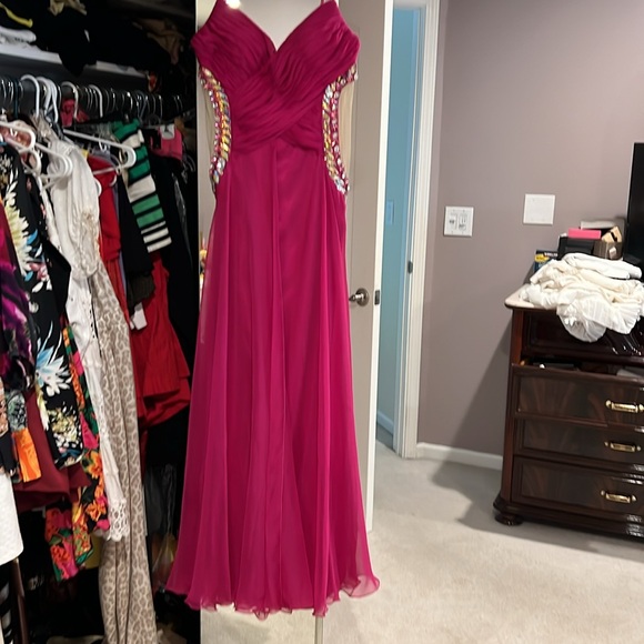 Designer boutique gown La Blanca fushia size 40 fits size 2/4 us worn once - Picture 8 of 11